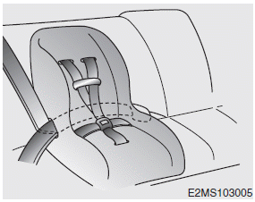 Placing a passenger seat belt into the automatic locking mode